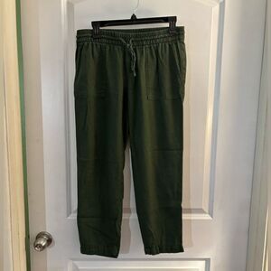 Old Navy Olive Green Cropped Drawstring Pants